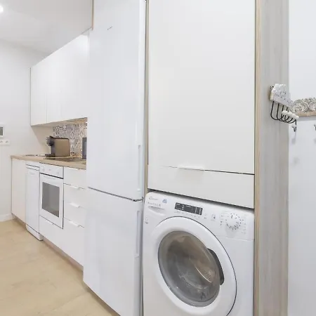 Lu&cia Calle Manrique Apartman